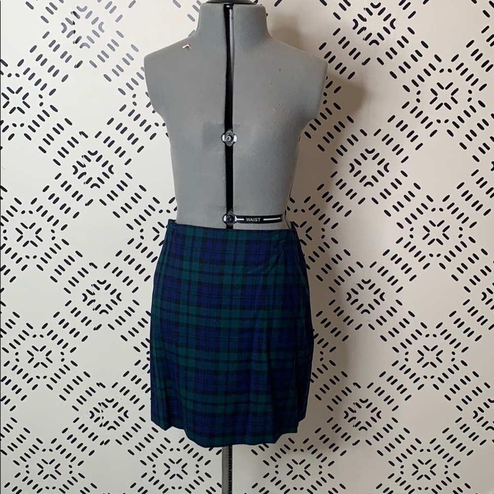 Blackwatch plaid vineyard vines mini skirt
